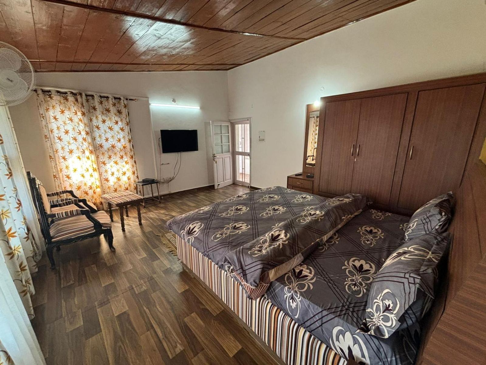 5 Bedrooms By Humble Stay كاساولى المظهر الخارجي الصورة